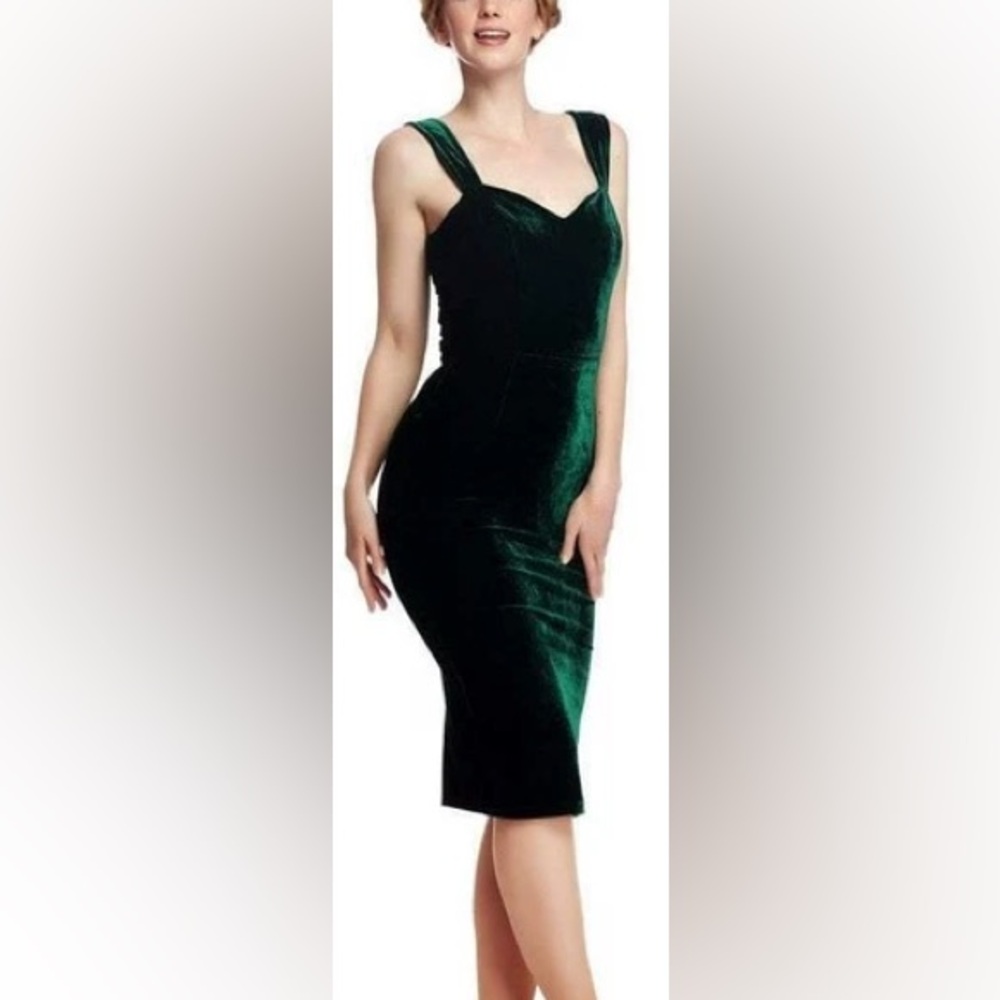 XL/2XL Andromeda Green Velvet Collectif Pinup Rockabilly Retro Dress
